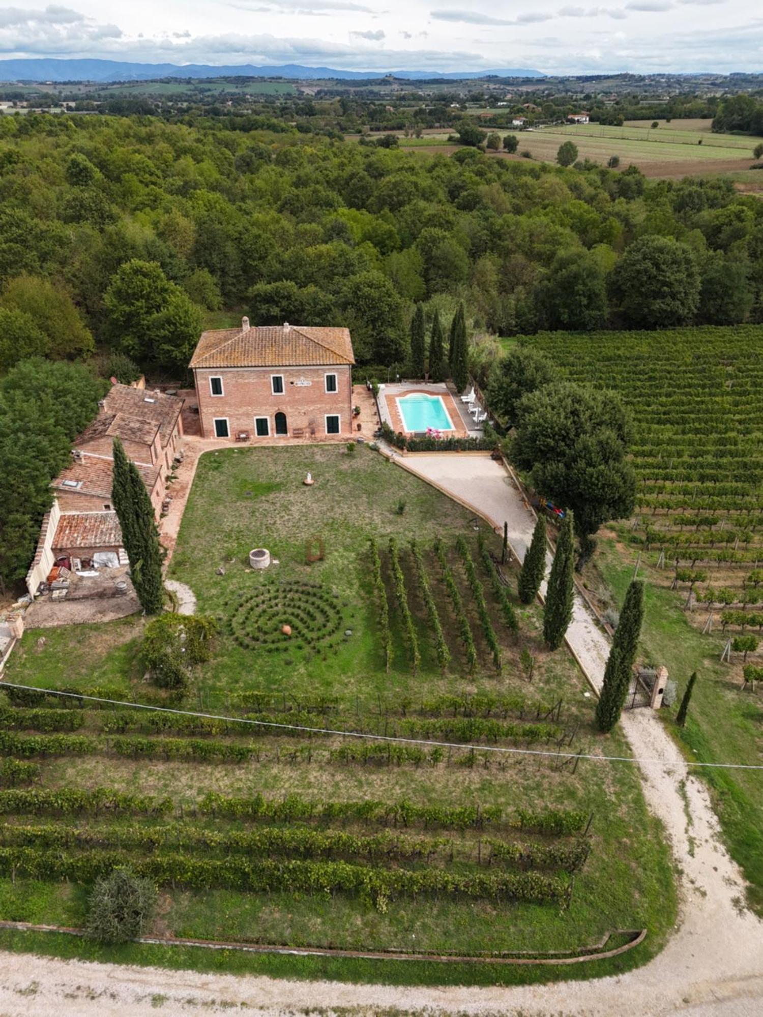 Fornace Del Conte Apartment Abbadia di Montepulciano Bagian luar foto